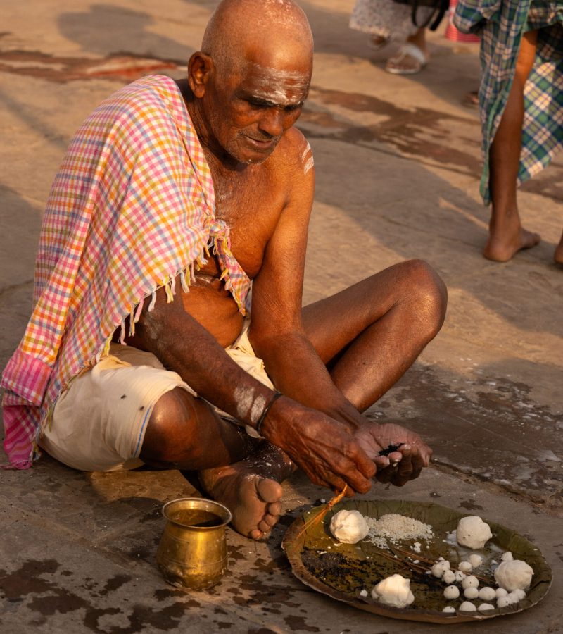 Morning ceremony in Varanasi
